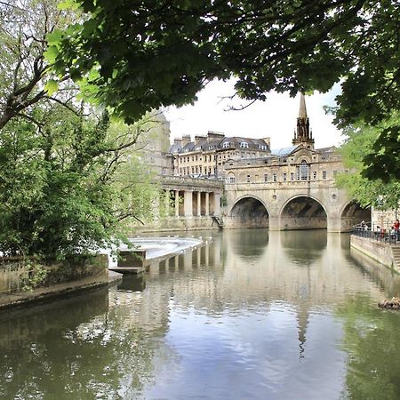 2 Bedroom Apartment In Bath City Centre With Garden & Free Parking ภายนอก รูปภาพ