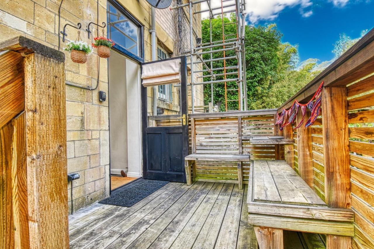 2 Bedroom Apartment In Bath City Centre With Garden & Free Parking ภายนอก รูปภาพ