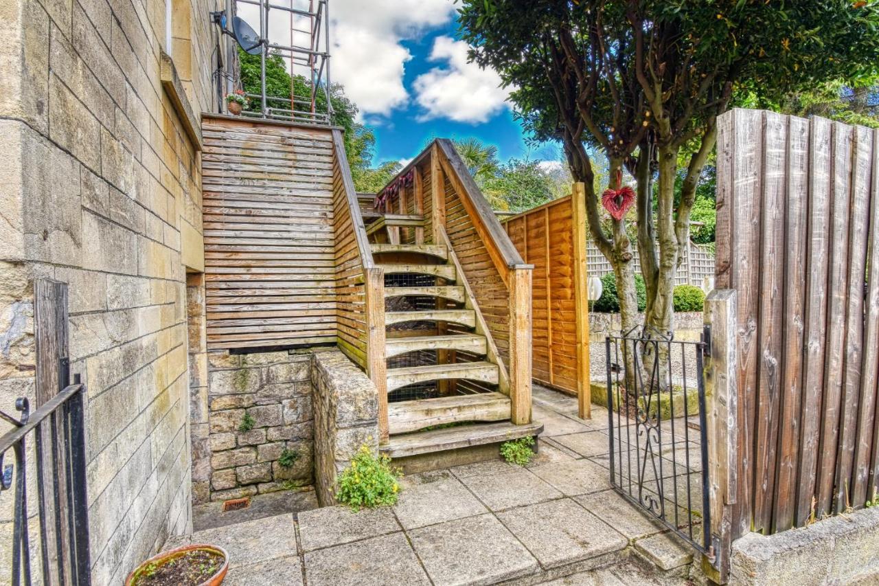 2 Bedroom Apartment In Bath City Centre With Garden & Free Parking ภายนอก รูปภาพ