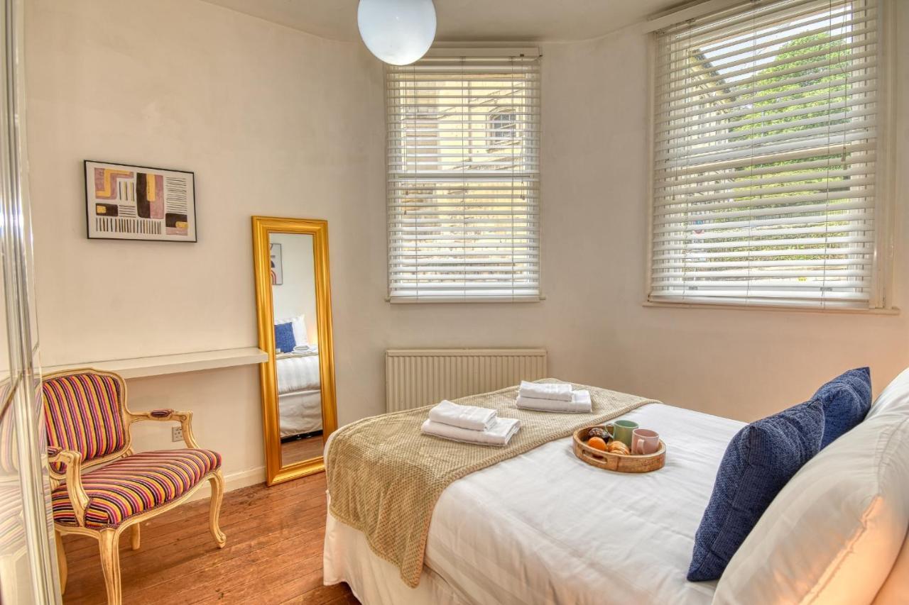 2 Bedroom Apartment In Bath City Centre With Garden & Free Parking ภายนอก รูปภาพ